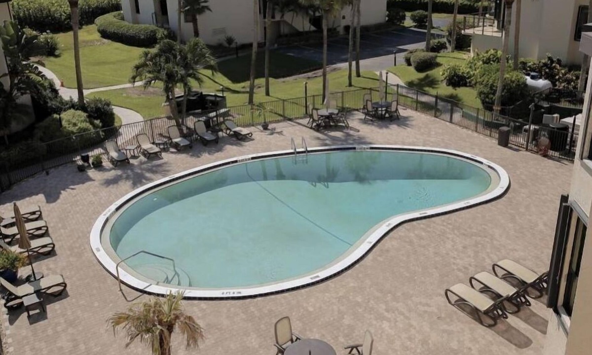 Fort Pierce Shores Condo | Oceanfront condo With private pool with view