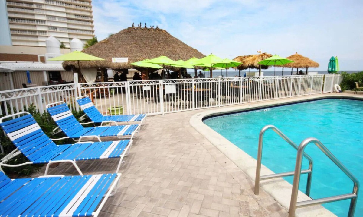 Galt Mile Resort | Oceanfront Escape w/Heated Pool, Spa & Near Las Olas