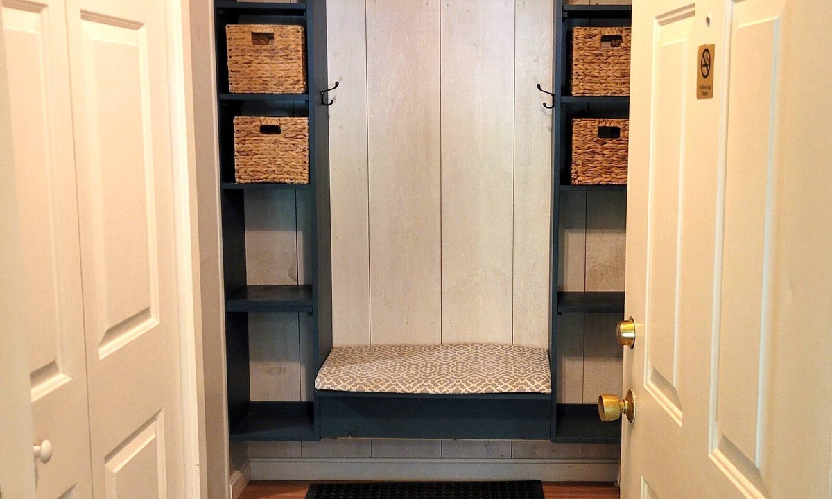 Bartlett Condo | Official Seasons RMC Condo 18G - 2 bedrooms + loft - sleeps 10 - Dog Fees