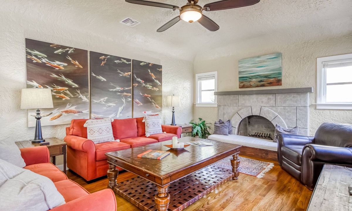 Old Northwood House | Old Northwood Mission Home with Alfresco Patio & AC - Snowbird-Friendly