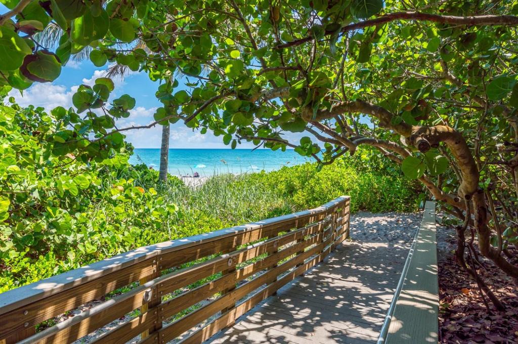 Juno Beach Apartment | ON The Beach Juno! 3-Top Rated Villa!