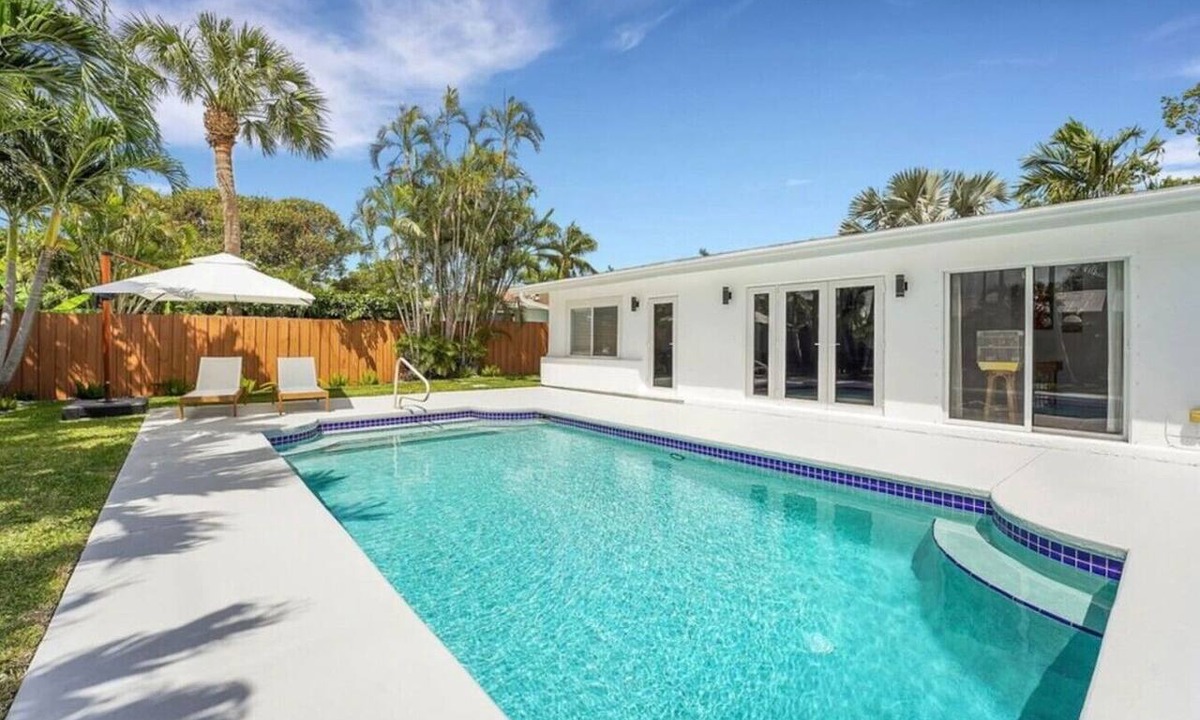 Florida North Atlantic Coast House | `Once upon a Tide` North Palm 3BR/2B/Heated Pool