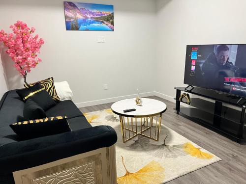 West Edmonton Apartment | One bedroom private entrance suite
