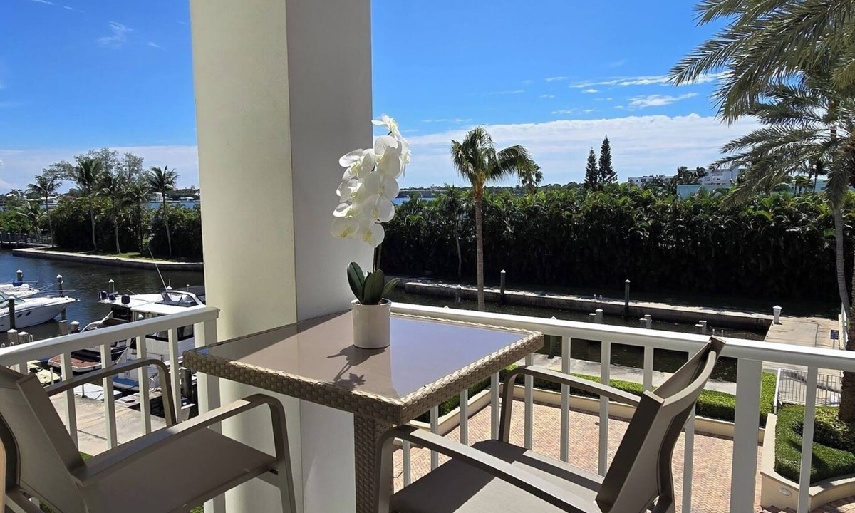 East Ocean Ave Condo | One-Bedroom Tranquil Refuge with Marina Views!