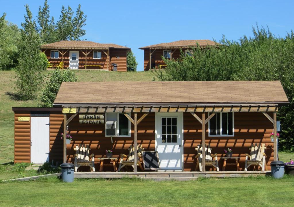 Claybank Bed & Breakfast | Orchard View Bed and Breakfast