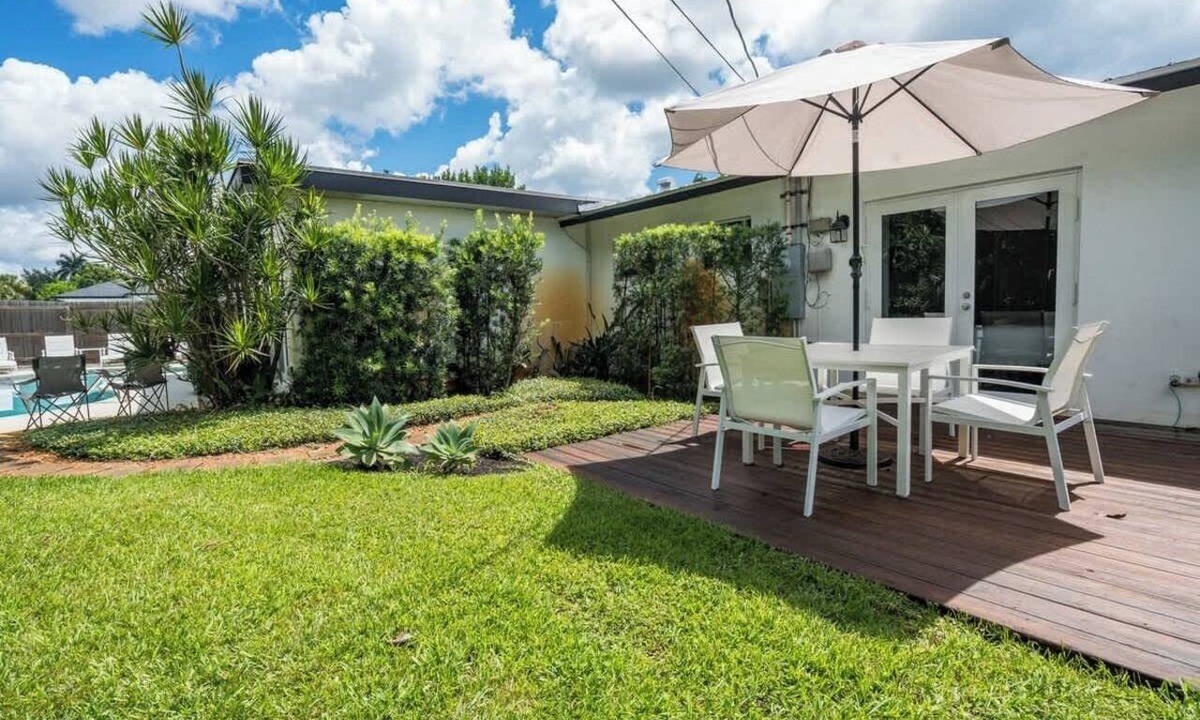 North Palm Beach House | Paradise Villa