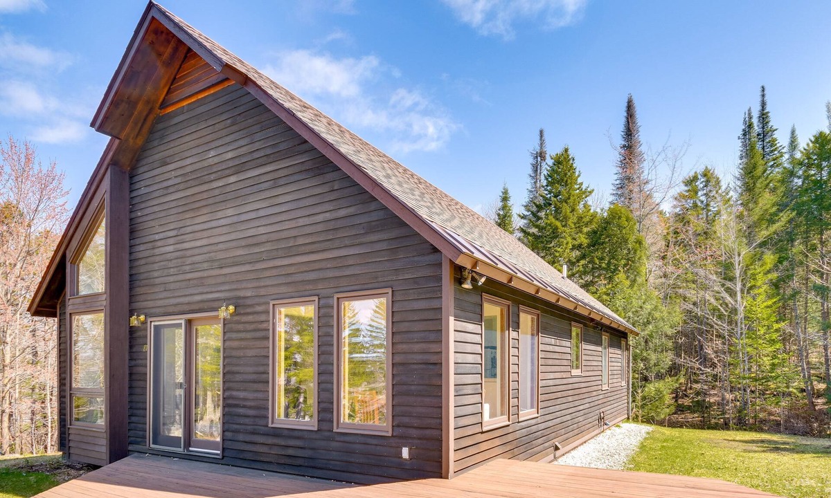 Morrisville House | Peaceful Vermont Hideaway Near Stowe | Wooded View