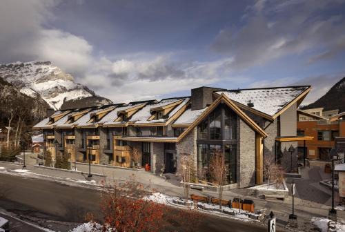 Banff Hotel | Peaks Hotel and Suites