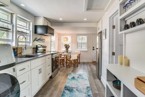 Wareham House | Periwinkle: Gateway to Cape Cod Coastal Cottage