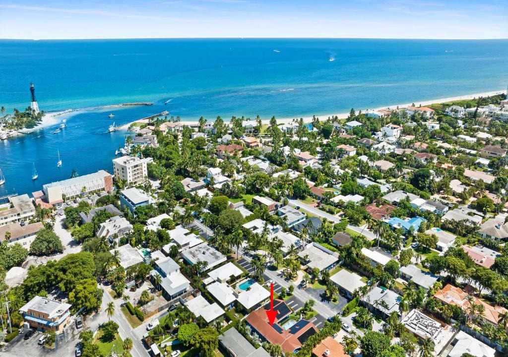Pompano Beach Apartment | Prime Location Heated Pool Beach Nightlife