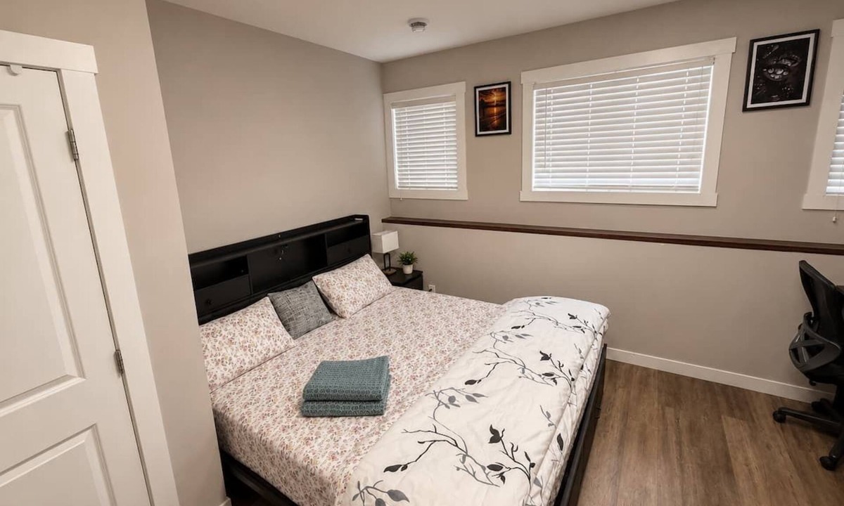 Calgary House | Private 3 Bedroom Guest Suite