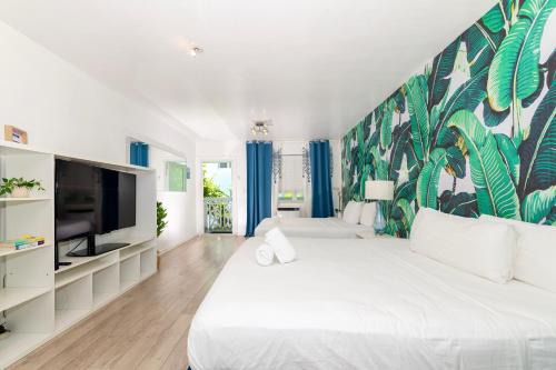 Almont Apartment | Private apartment Michigan avenue