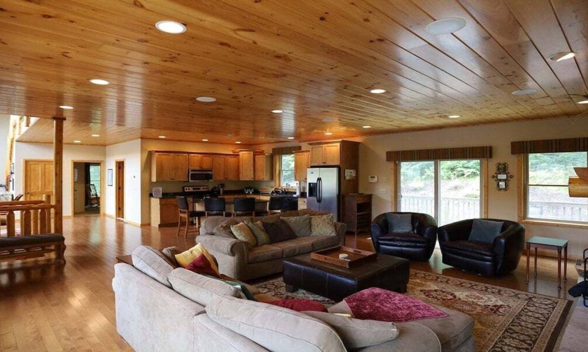 Thornton House | Private Home Close to Waterville Valley Resort
