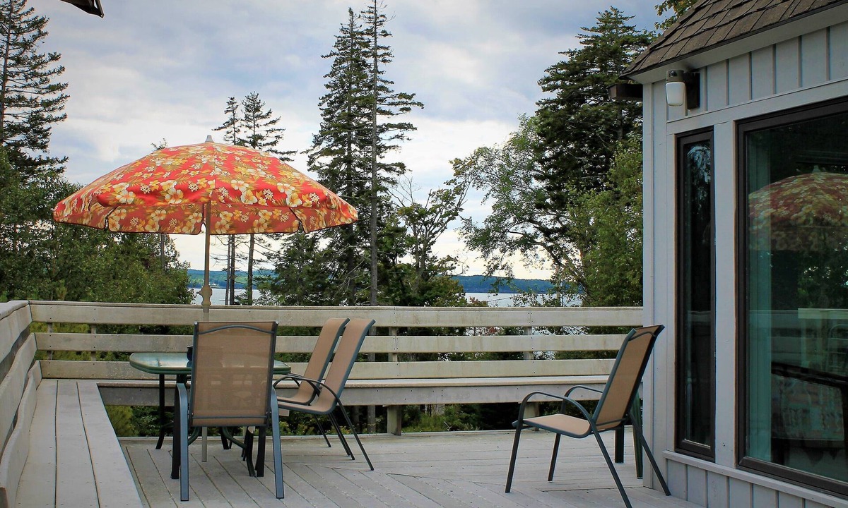 Hancock Point House | Private home with views of Frenchmans bay, 40 minutes to Acadia & Bar Harbor.