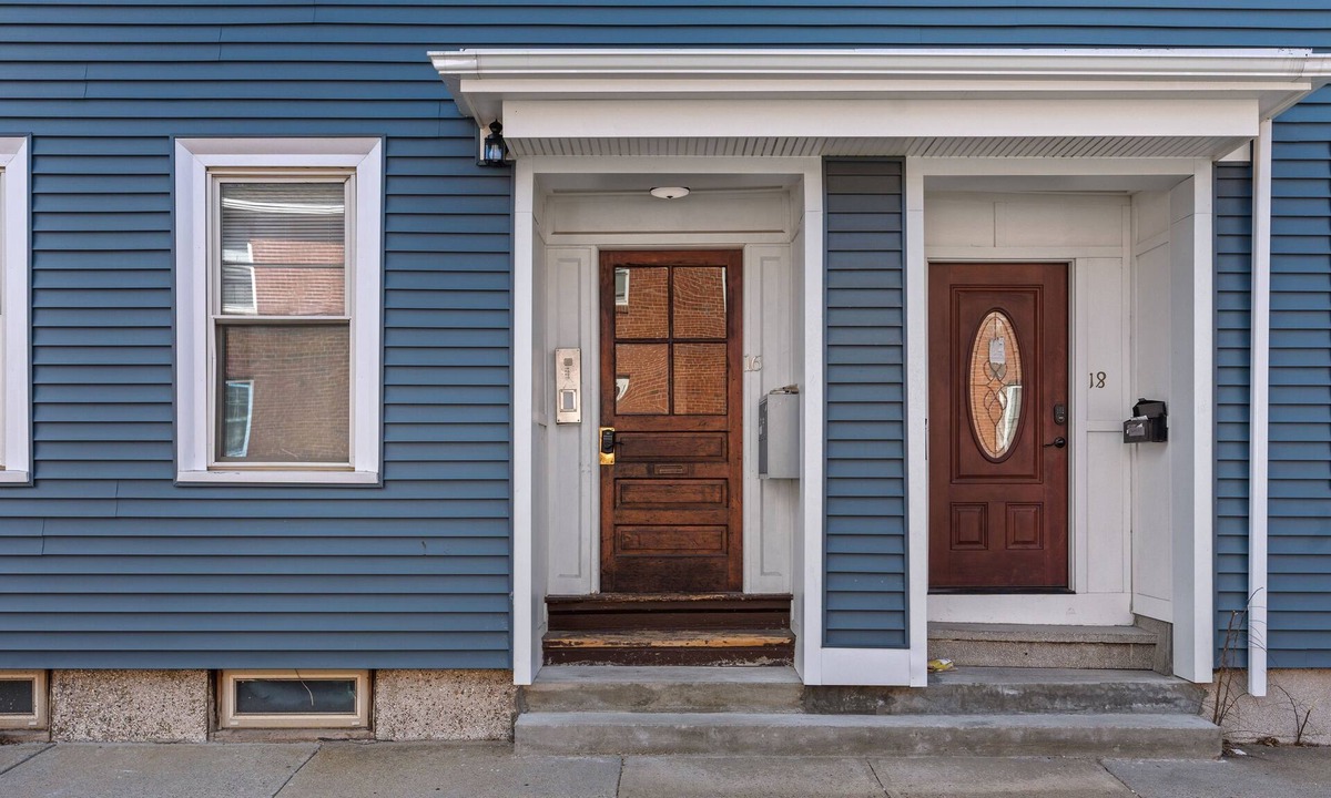 Columbus Park - Andrew Square Apartment | Private Room with Shared Bath in Quiet Street