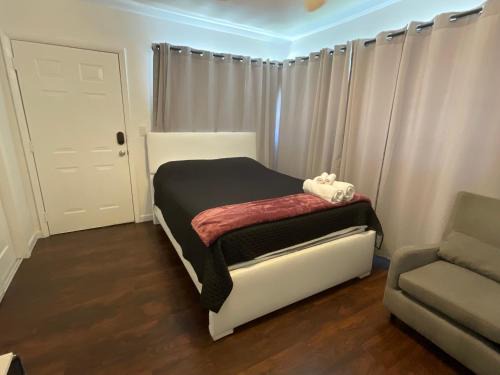 Hillcrest Apartment | Private Studio Near Guitar Casino & Stadium