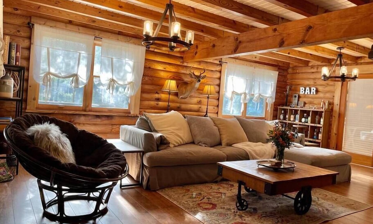 Jupiter Farms Cabin | Prv 6/4 Gated Log Cabin Pool Home w/ Guest House!