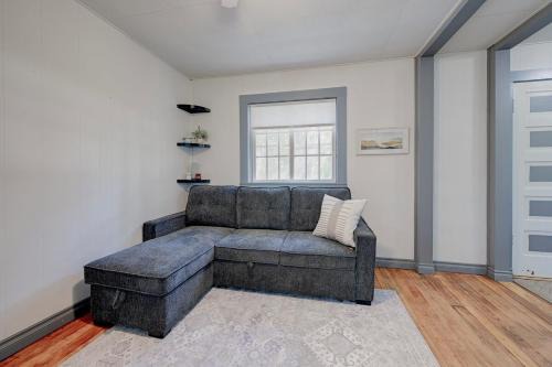 Sylvan Lake House | Quaint cabin at the Lake