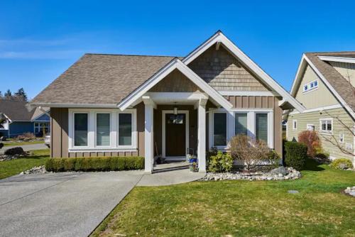 Regional District of Nanaimo Villa | Qualicum Landing Siesta by the Sea