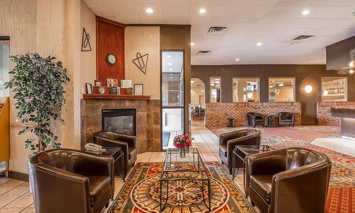 Red Deer Hotel | Quality Inn & Conference Centre