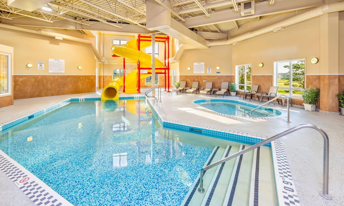 Rimbey Hotel | Quality Inn & Suites