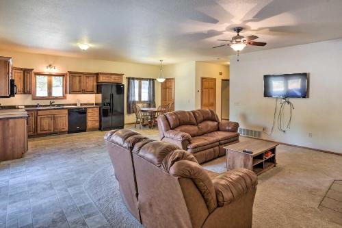 Newcastle Apartment | Quiet Newcastle Apartment w/Step-Free Access