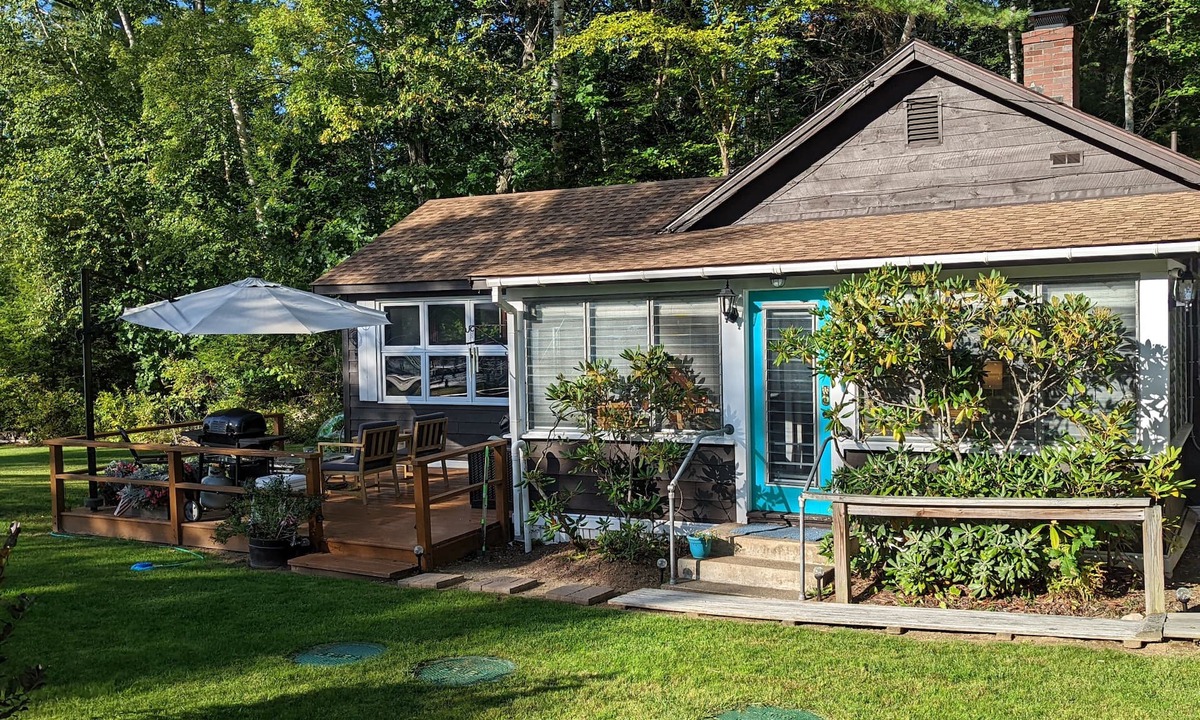 Center Tuftonboro Cottage | RARE SANDY BOTTOM WADE-IN LAKE WINNIPESAUKEE BEACHFRONT COTTAGE WITH DOCK