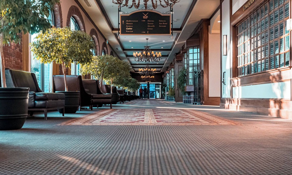 Red Deer Hotel | Red Deer Resort & Casino
