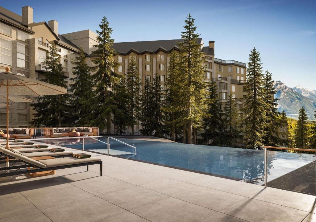 Banff Hotel | Rimrock Banff, Emblems Collection