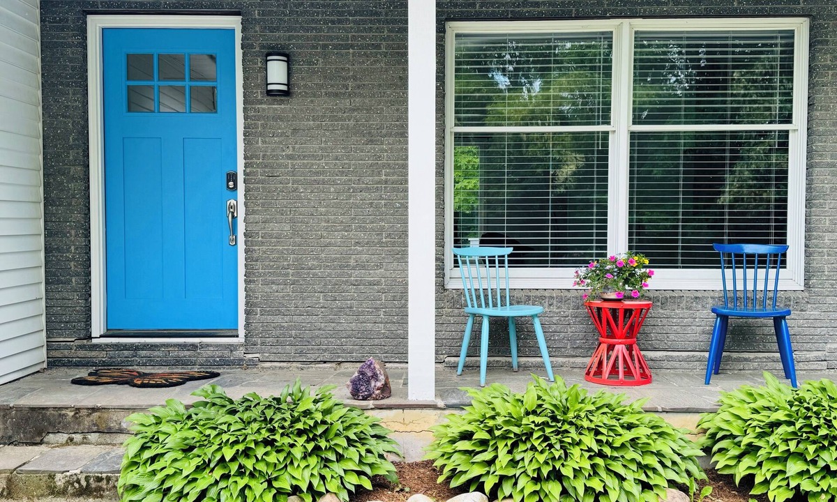 Brookline House | River House