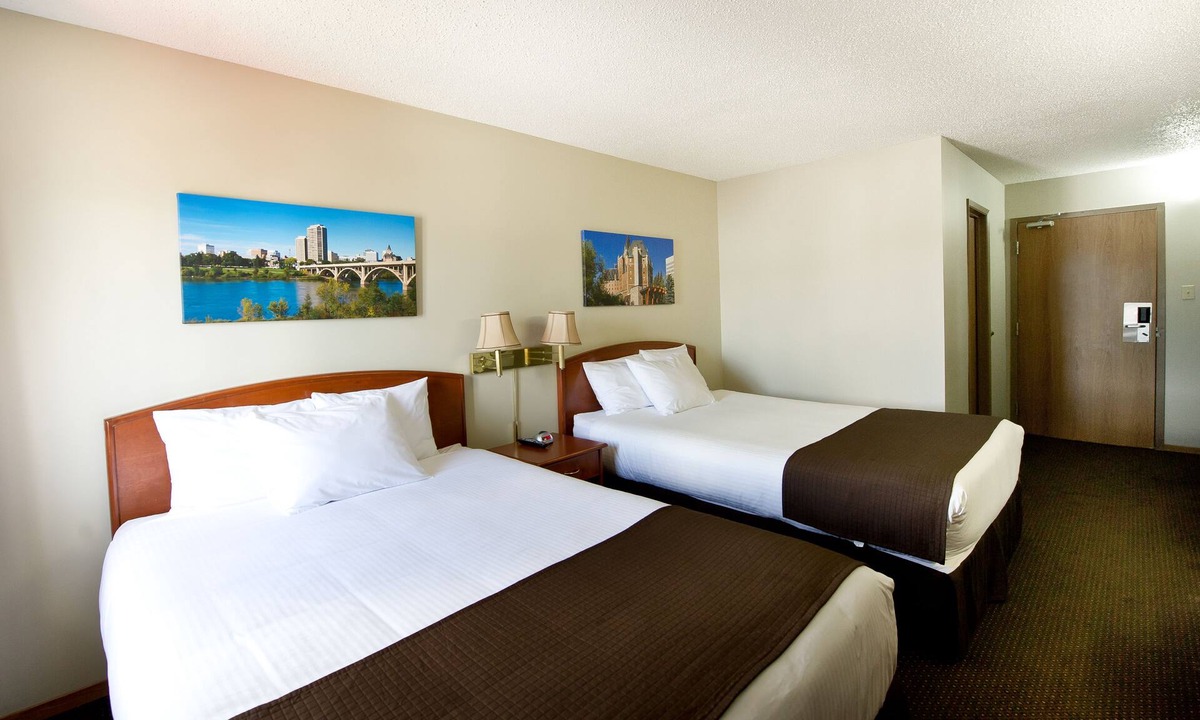 North Industrial Hotel | Riviera Motor Inn