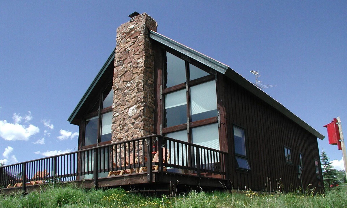 Mount Crested Butte House | Rustic mountain home with stunning mountain views from the large deck!