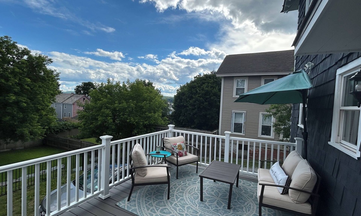 East Haven  Rutland County House | Rutland Victorian 5 minute Walk to Downtown! Near hiking & lakes. Dog-Friendly!