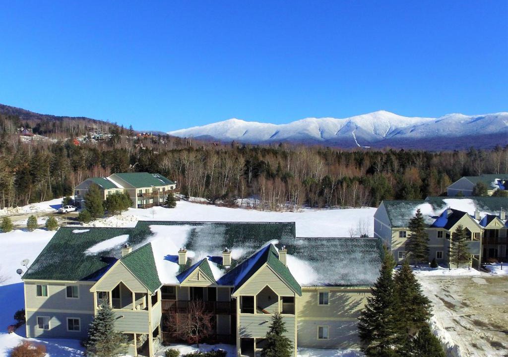 Carroll Apartment | S3 AWESOME VIEW OF MOUNT WASHINGTON! Family getaway in Bretton Woods