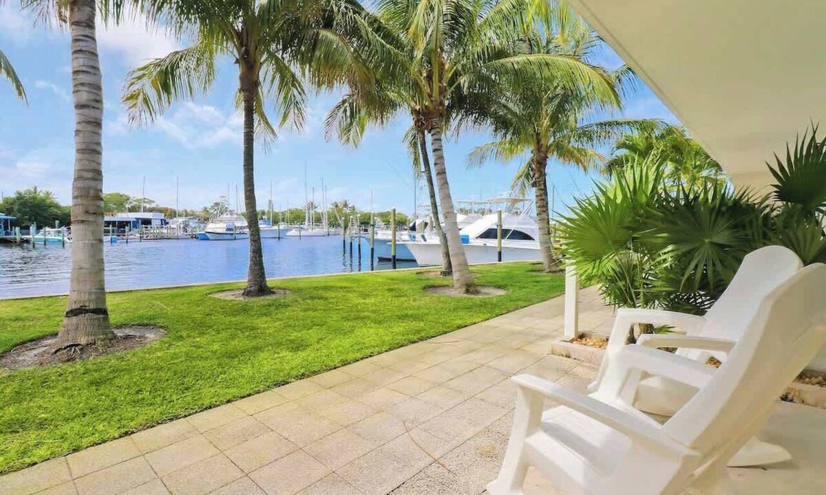 Stuart Apartment | Sailfish Suites 6 - pet friendly, waterfront!