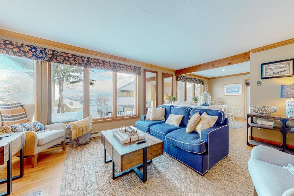 Gilford House | Samoset Condo on Lake Winnipesaukee