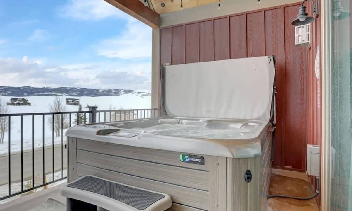 Grand Elk Ranch House | Scenic Townhouse| Grand Elk| Granby Ranch| Private Hot Tub