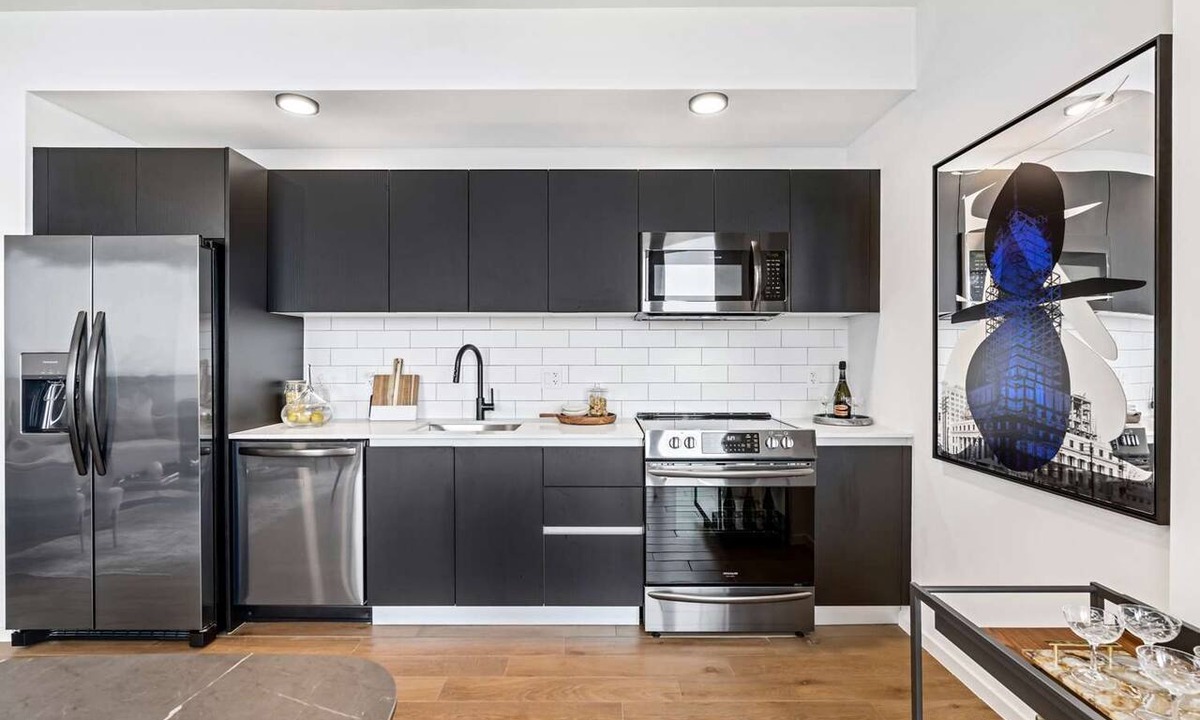 Downtown Miami Hotel | Seaside Serenity - 2BR Suite with Breathtaking Ocean Views