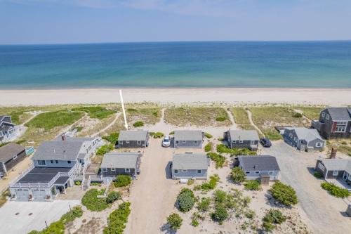 East Sandwich House | Seaside Serenity with Private Beach Access
