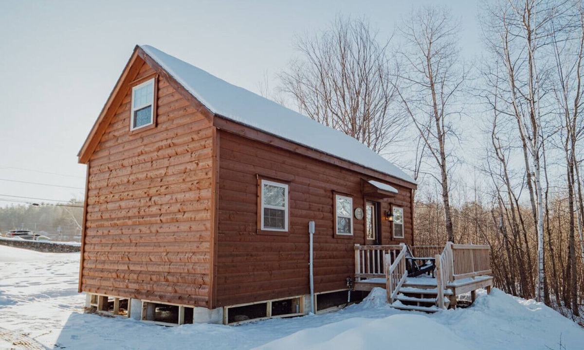 Bethlehem Cabin | Secluded Forest Cabin for Two White Mountains