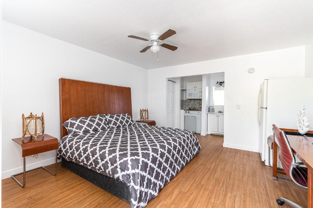 Lake Worth Apartment | Seven Palms Hotel & Apartments