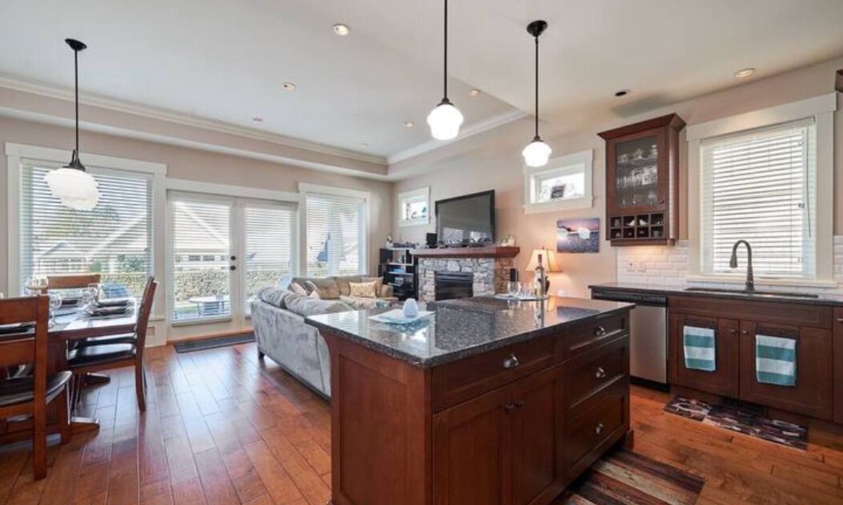 Regional District of Nanaimo Villa | Siesta by the Sea # 46