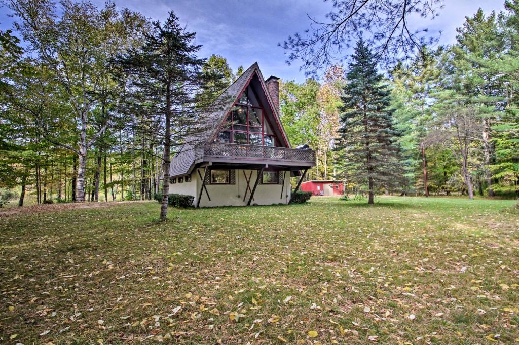 Bartlett House | Ski Chalet on Saco < 2 Mi To Attitash Resort!