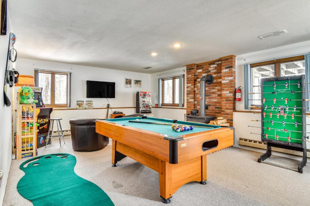 Bartlett House | Ski, Game & Grill: Family Retreat in Glen