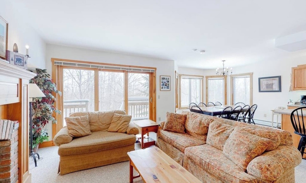 North Troy Condo | Ski-in/ski-out Dual-condo getaway w/mountain views, fireplace