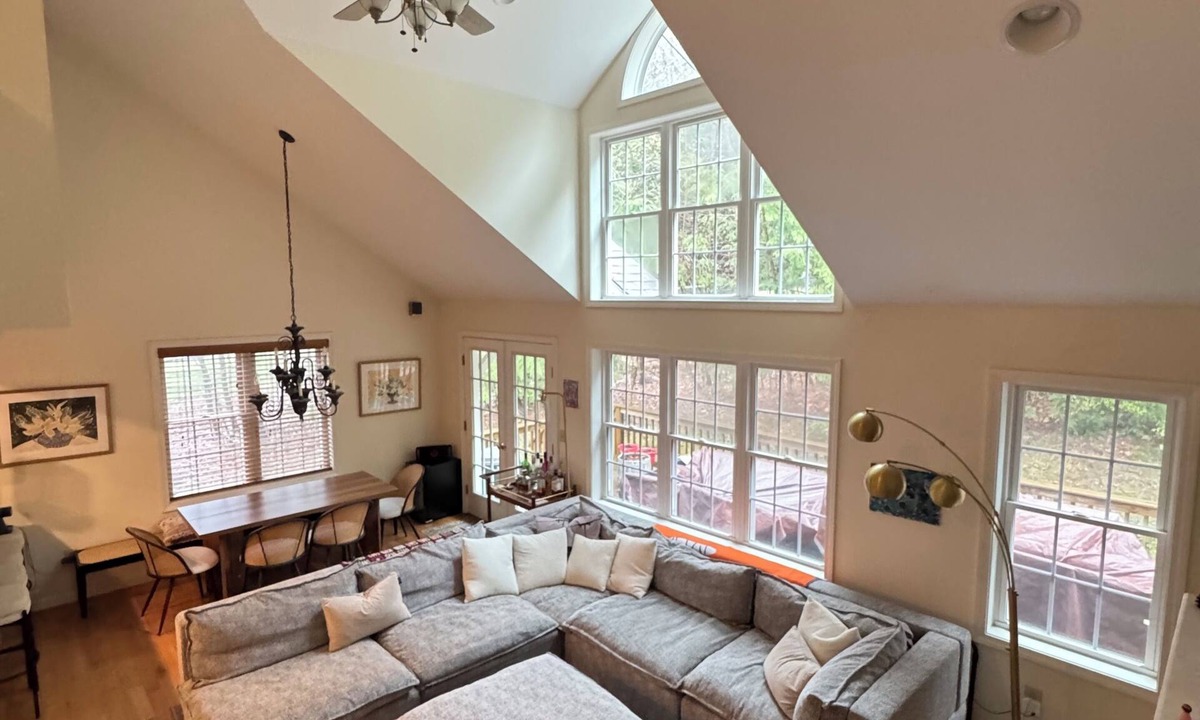 Hancock House | Ski's The Day: Winsome 3-bedroom mountain townhome with AC in Jiminy Peak