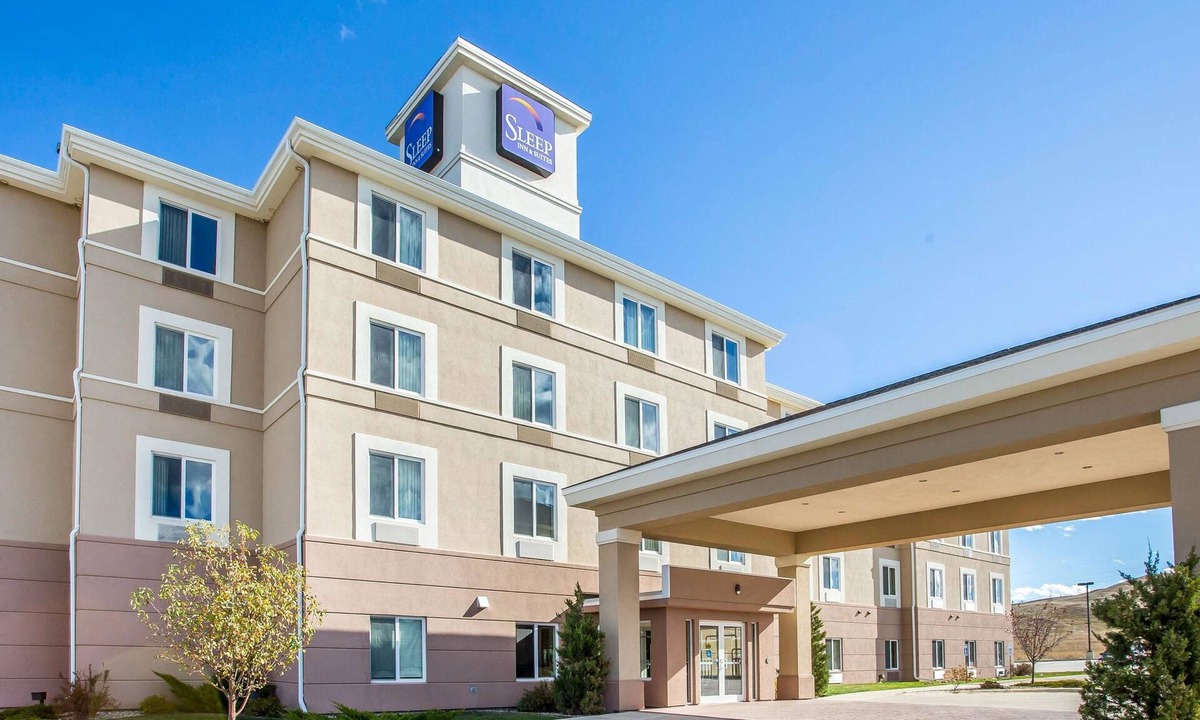 Rapid City Hotel | Sleep Inn & Suites Rapid City