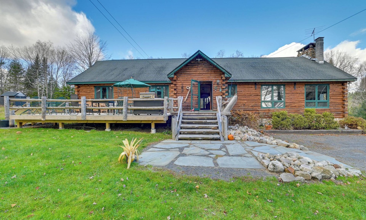 Long Lake Cabin | Snowmobile Access: Long Lake Winter Cabin Getaway