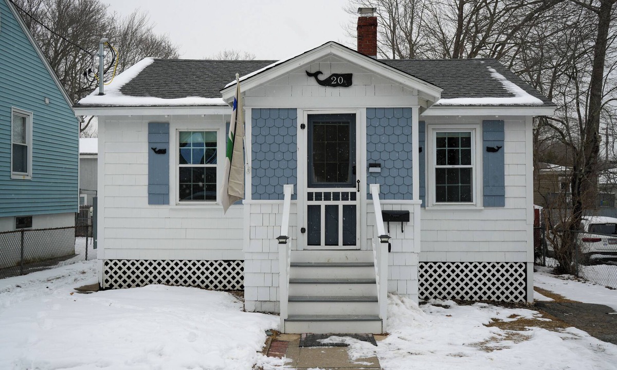 Old Orchard Beach Cottage | Soothing 2-bedroom cottage with Sauna in Old Orchard Beach