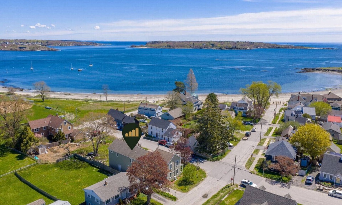 Willard House | South Portland Beach area rental